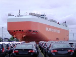 loading used cars for import from japan to africa